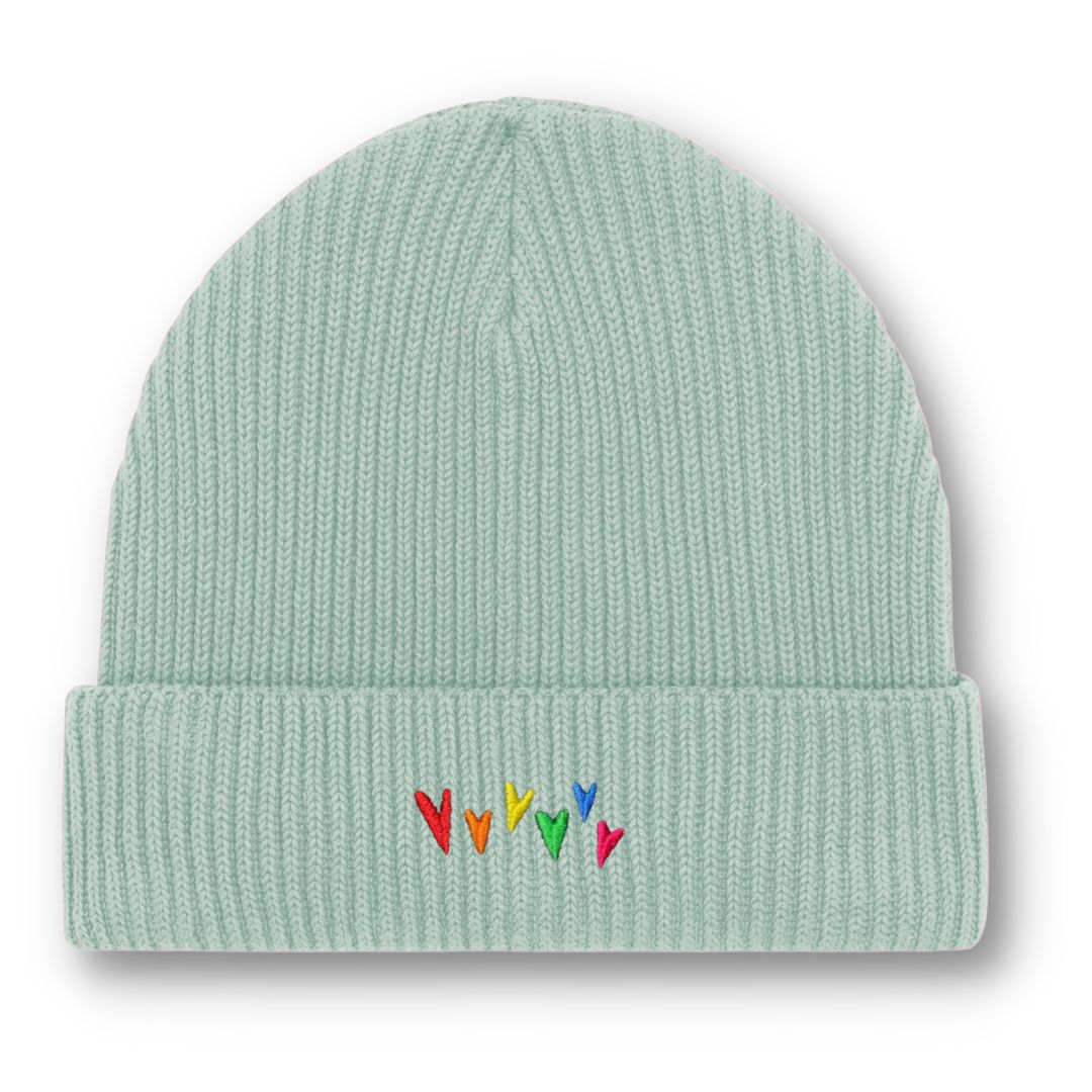 Organic Beanie aloe mit Regenbogenherzen Stick