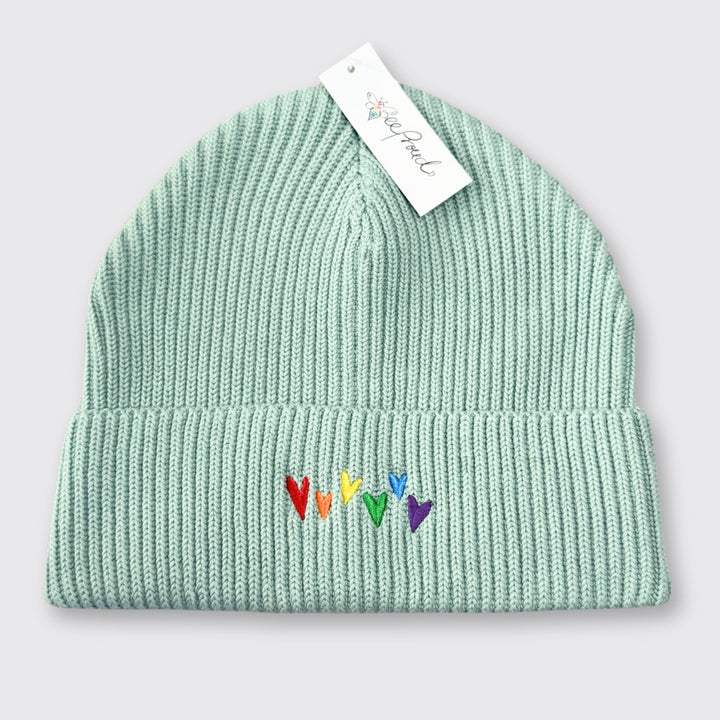 Beanie "Regenbogen-Herzen"