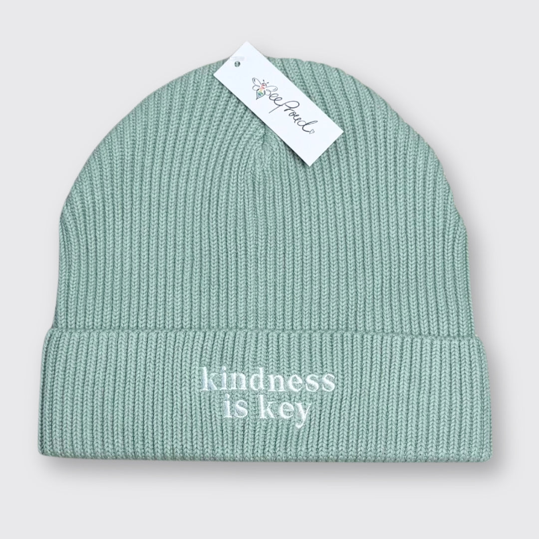 Beanie "kindness is key"