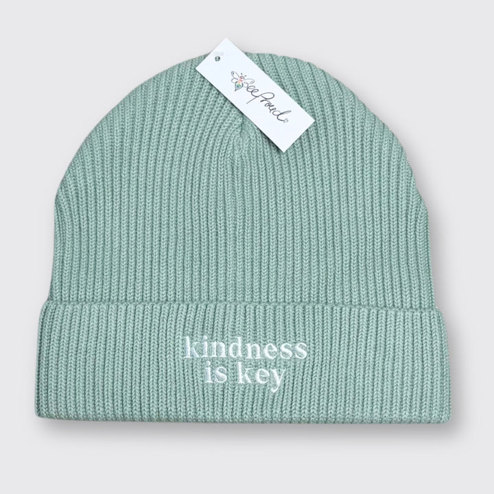 Beanie "kindness is key"