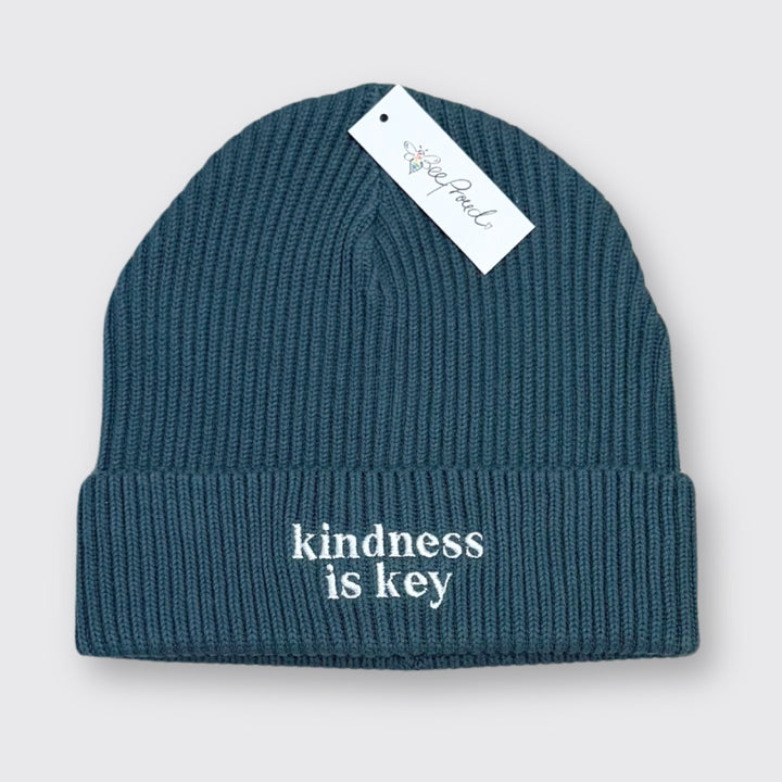 Beanie "kindness is key"