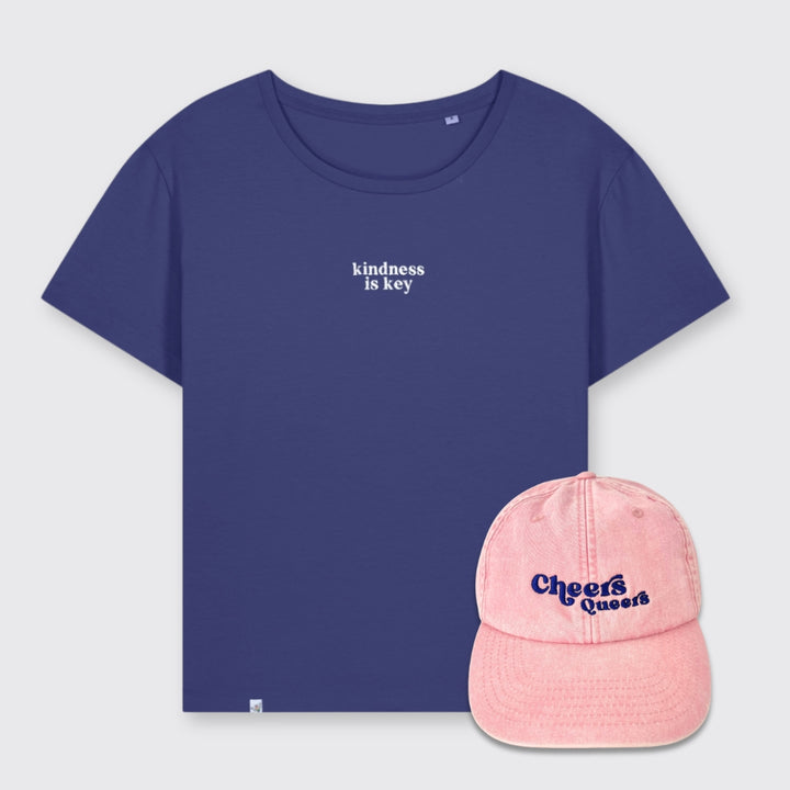 Shirt "kindness is key" & Cap "Queer all Year Club"