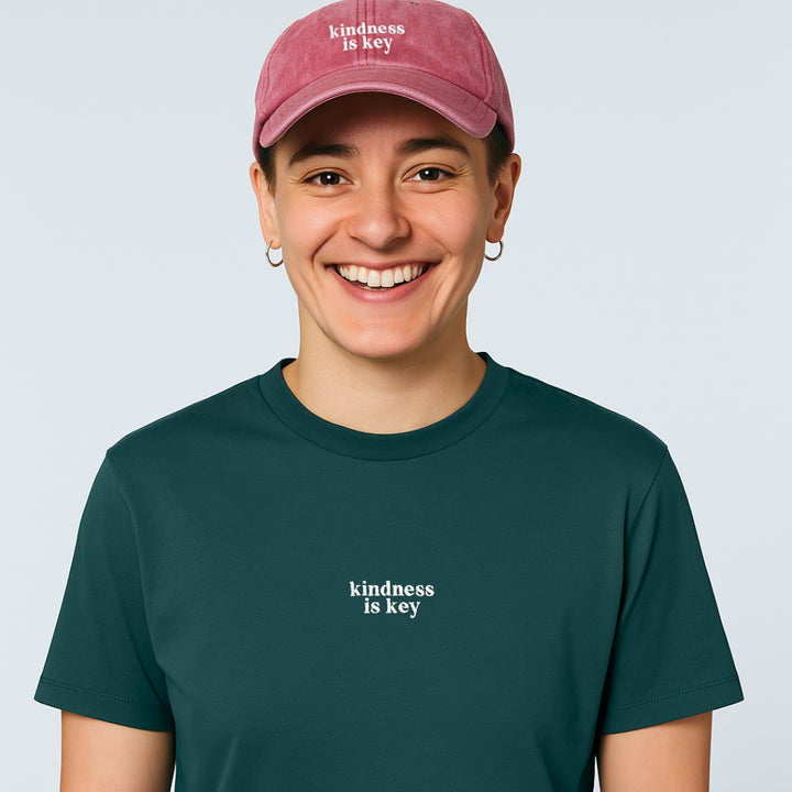Shirt "kindness is key" & Cap "kindness is key"