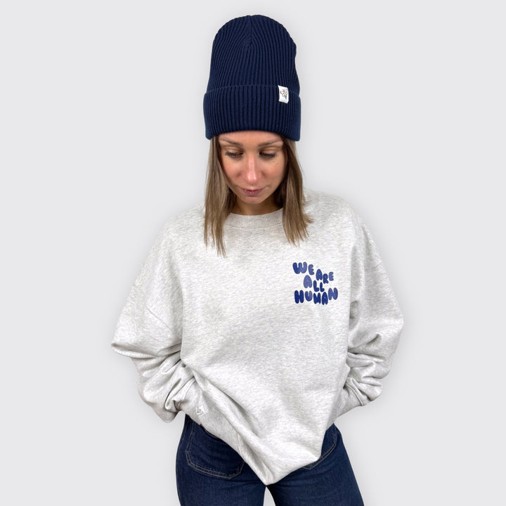 Oversized Sweatshirt "We are all Human" & BeeProud Fisherman Beanie