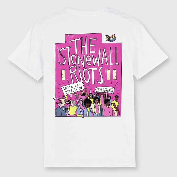 Weißes Shirt mit großem Backprint der Stonewall Riots in der Farbe Pink