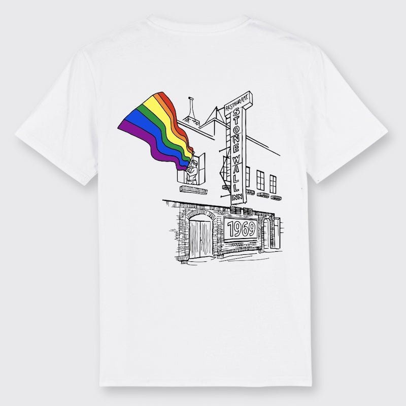 Organic Shirt mit großem Print auf dem Rücken von Stonewall Inn in NYC