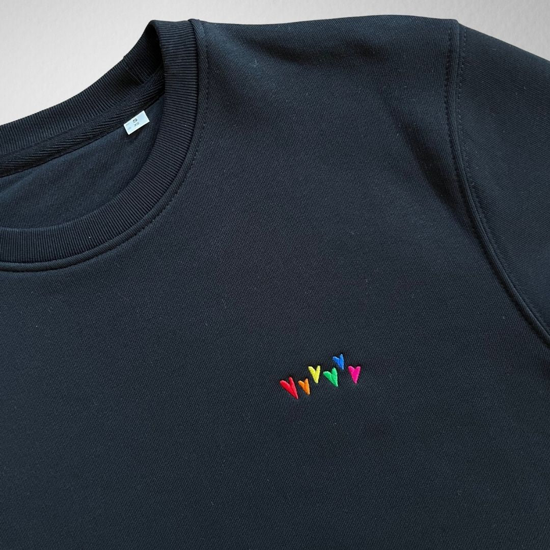 Organic Sweatshirt "Regenbogen-Herzen" Stick