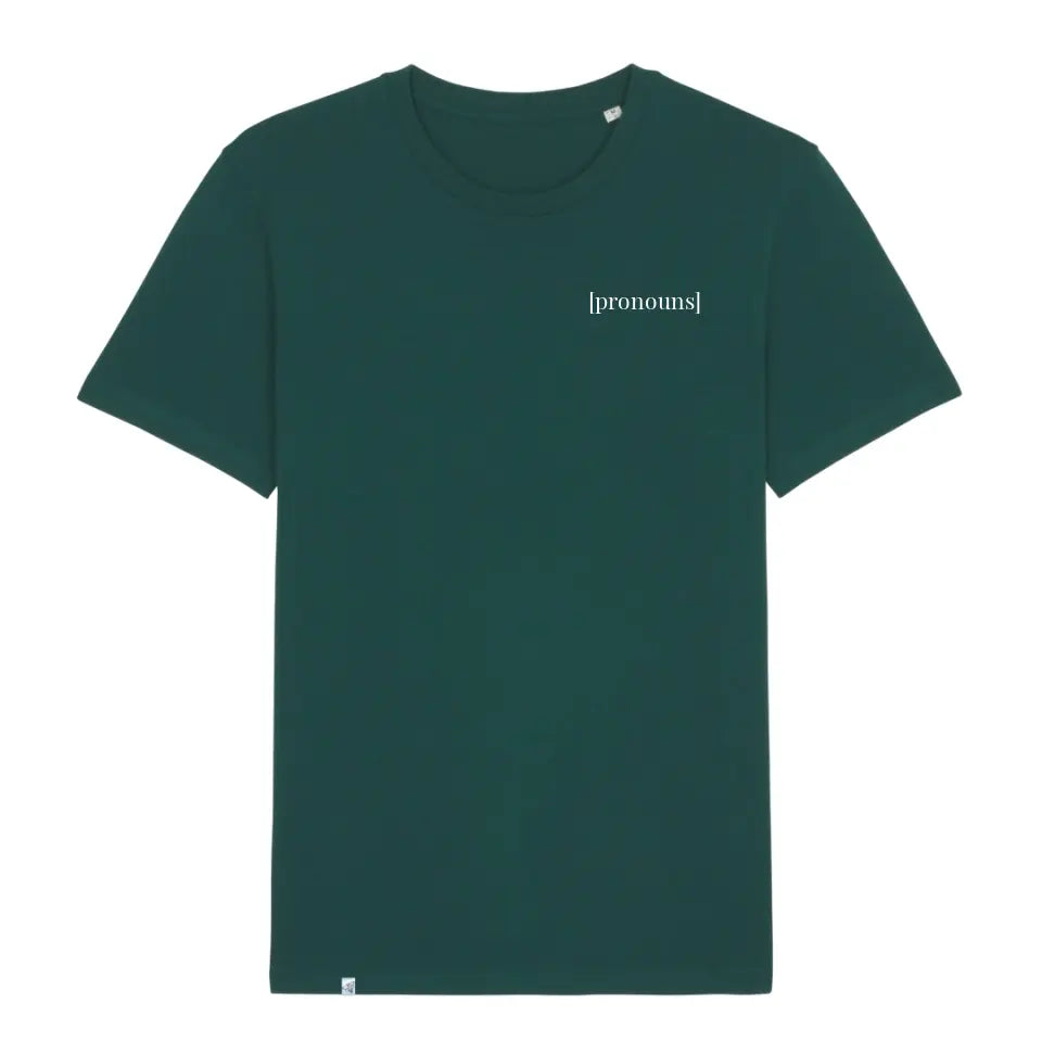 dunkelgrünes Shirt mit kleinem personalisierbarem Aufdruck auf der Brust