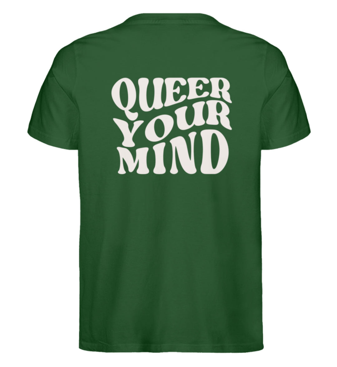grünes Shirt mit cremefarbener Aufschrift queer your mind auf dem Rücken
